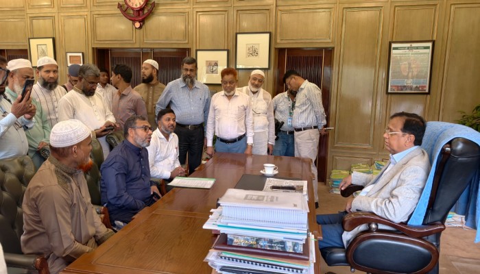 ডিএসসিসি’র প্রশাসকের সাথে জামায়াত নেতার মতবিনিময় ঢাকা-৬ সংসদীয় এলাকার বিরাজমান সমস্যা সমাধানে ডিএসসিসির প্রশাসকের সাথে ড. আব্দুল মান্নানের মতবিনিময়