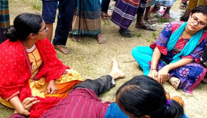 ময়মনসিংহে ট্রাকের ধাক্কায় অটোরিকশার তিন যাত্রী নিহত, আহত ২