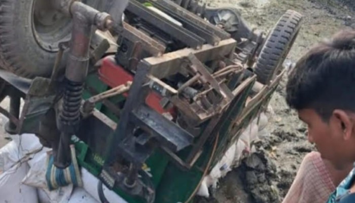 কুড়িগ্রামে সড়কে নসিমন উল্টে চালক নিহত