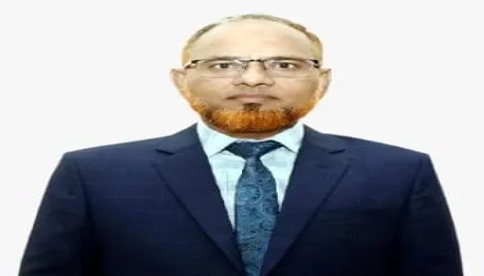কুমিল্লা বিশ্ববিদ্যালয়ের নতুন উপ-উপাচার্য অধ্যাপক ড. মোহাম্মদ আমজাদ হোসেন সরকার