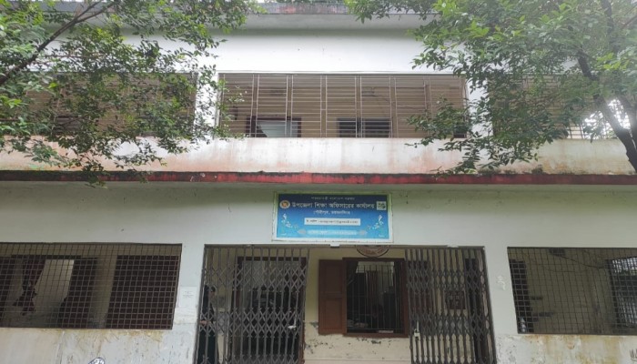 গৌরীপুরে সরকারি প্রাথমিকে ইন্টারনেট বিল উত্তোলনে অর্থ দাবির অভিযোগ