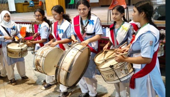 কাঙ্ক্ষিত ফলাফলে ড্রামের তালে তালে উচ্ছ্বসিত ভিকারুননিসা স্কুলের ছাত্রীরা স্টাফ রিপোর্টার স্টাফ রিপোর্টার
