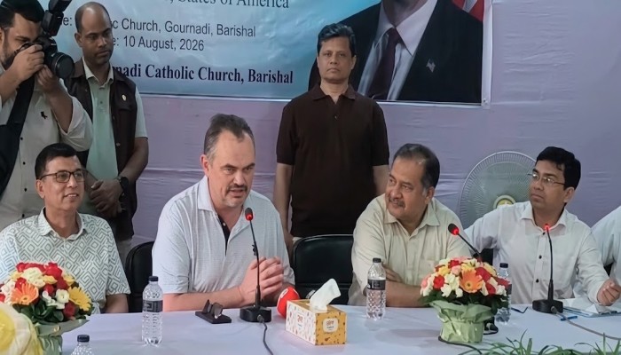 আমেরিকান রাষ্ট্রদূতের গৌরনদীতে আন্তঃধর্মীয় সংলাপ