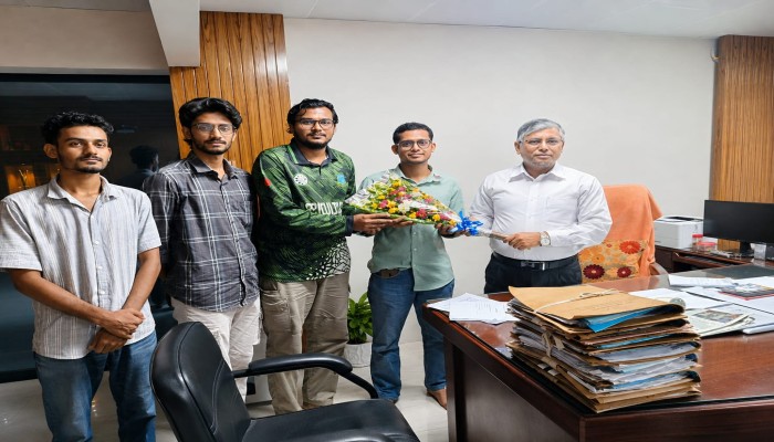 খুকৃবির উপাচার্যের সঙ্গে খুকৃবিসাসের সৌজন্য সাক্ষাৎ