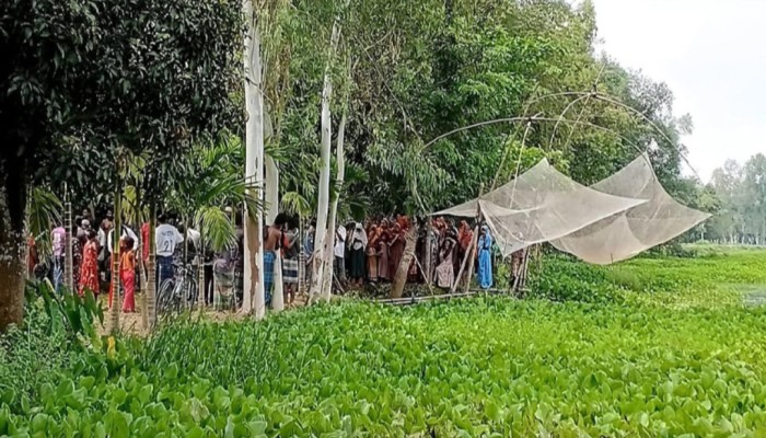 কুড়িগ্রামের শিলদিয়া বিলে অ'জ্ঞা'ত ব্যক্তির ম'র'দে'হ উ'দ্ধা'র