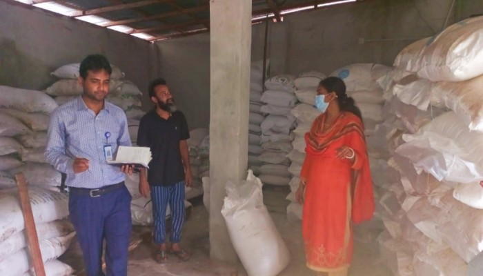 কাউখালীতে সারের মজুদ ও সরবরাহ স্বাভাবিক রাখতে কৃষি অফিসের কঠোর মনিটরিং