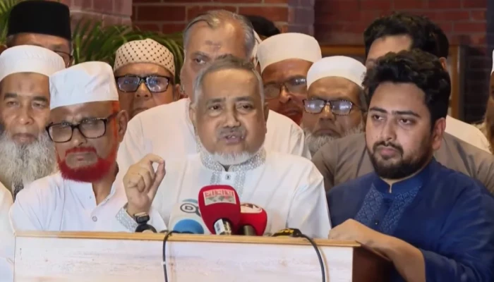 তার মনে রাখা উচিত ছিল, শাহবাগই ওনাকে স্বরাষ্ট্রমন্ত্রী বানিয়েছে: আবদুল্লাহ তাহের
