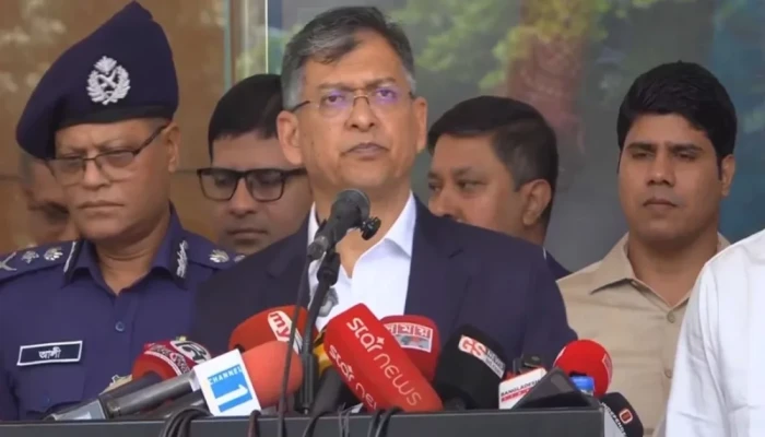 লু'ট হওয়া অ'স্ত্র' উ'দ্ধা'রে বিশেষ ইউনিট, তথ্যদাতাকে ২ লাখ টাকা পুরস্কার: স্বরাষ্ট্রমন্ত্রী