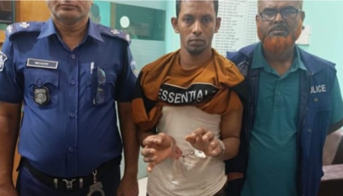 বোয়ালখালীতে পুলিশকে আ'হত করে পালালো আ'সামি ফের গ্রে'প্তার