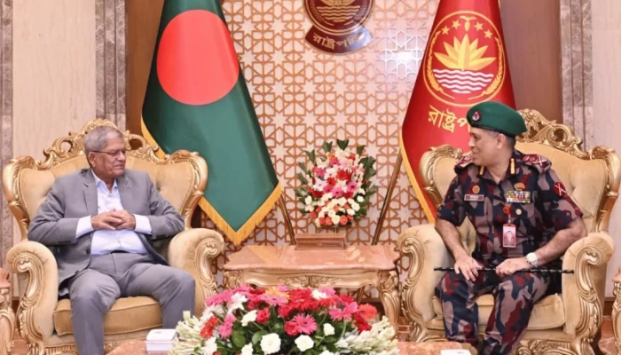 সীমান্ত সুরক্ষায় বিজিবির প্রশংসা, আরও কার্যকর পদক্ষেপের আহ্বান রাষ্ট্রপতির