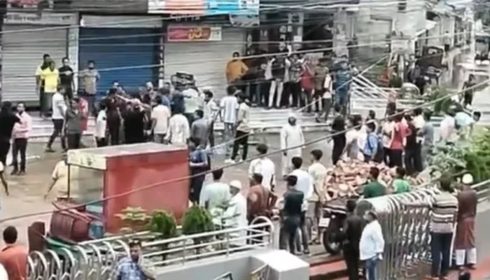 মুন্সীগঞ্জে বিএনপির প্রতিষ্ঠাবার্ষিকীতে দুই গ্রুপের সং'ঘ'র্ষে' পুলিশসহ আ'হ'ত ৫