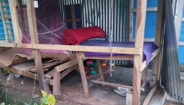 ১৭ দিনে ইমামের ঘর-মহিলা মাদ্রাসায় তিন বি'স্ফো'র'ণ, এলাকায় আ'ত'ঙ্ক