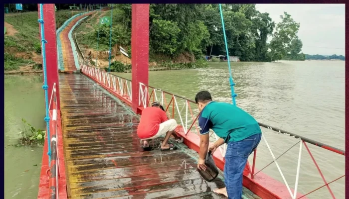 অবশেষে ভেসে উঠলো রাঙামাটির ঝুলন্ত সেতু